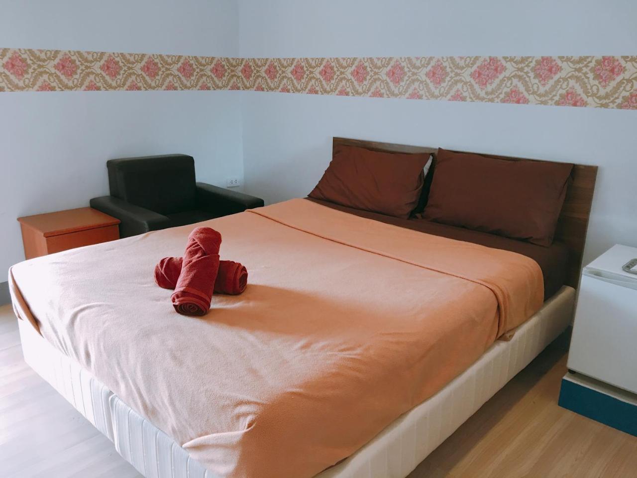 Waratee Spa Resort Villa Bangkok Luaran gambar